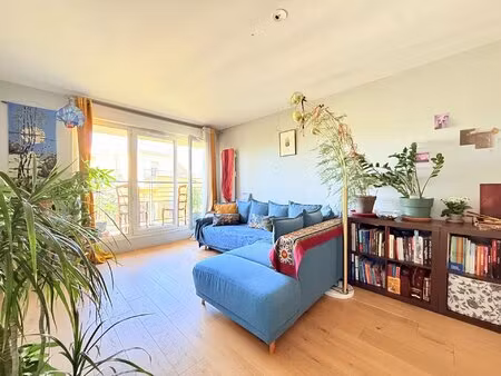 4 pièces avec balcon et parking