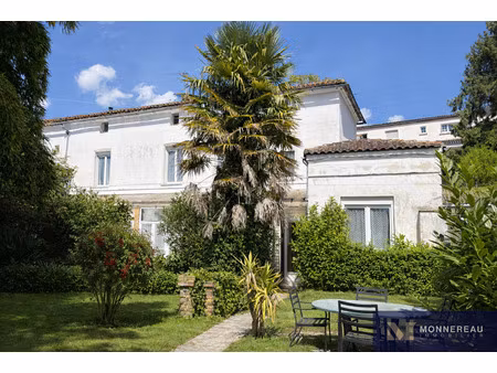 maison de caractère avec jardin en coeur de ville
