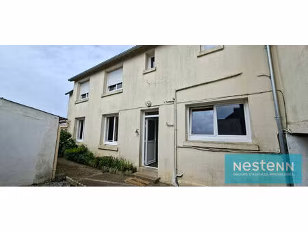 maison corlay centre  commerces à pieds  jardin clos  2 chambres possibles !