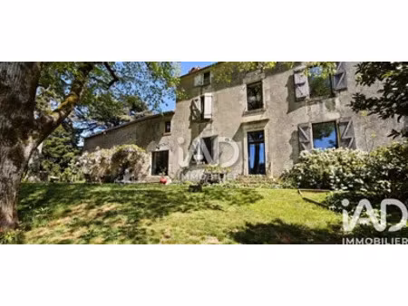 maison à fontenay-le-comte (85200)