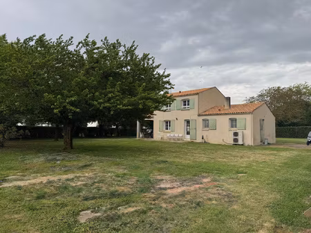 spacieuse maison 5 chambres à la campagne dans un hameau pa