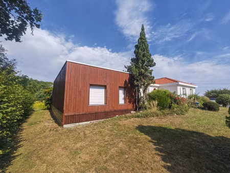proximité centre - calme. spacieuse maison familiale située