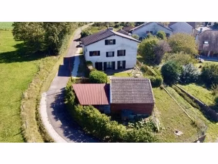 maison de caractère divisible en 2 logements – 5 chambres – 297 m² – lavangeot (39700)