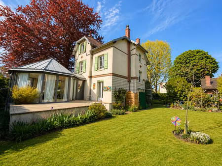 95 - l'isle adam  35 kms de paris.