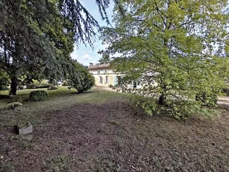 maison en pierre 7 pièces