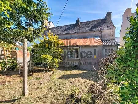 pleyber-christ centre– 2 maisons en pierres – fort potentiel