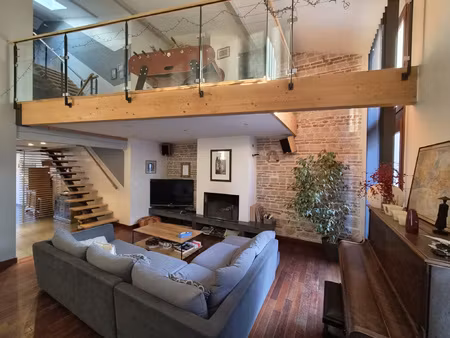 maison atypique au calme