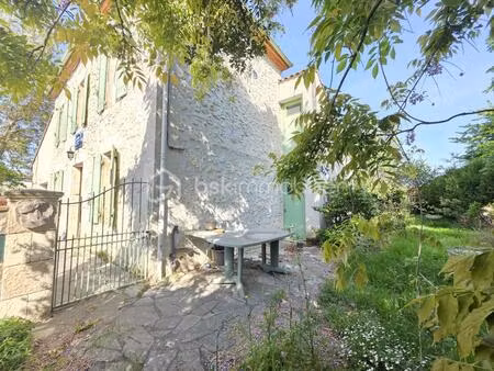 roquefort-maison en pierre a renover 110 m² - jardin- commodites a pied