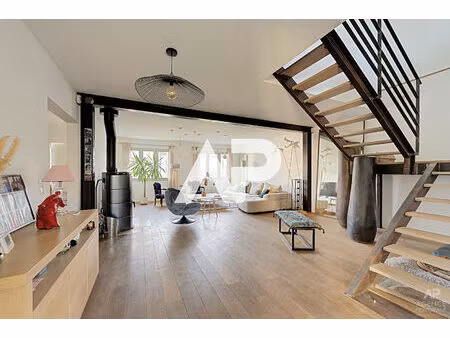 maison suresnes 8 pièce(s) 274 m2