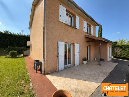 maison viriat 6 pièce(s) 118.23 m2