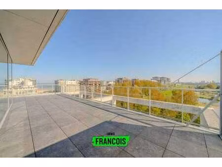 penthouse exclusif avec vue panoramique sur le golf et la m…