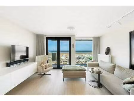 exclusief 2-slaapkamerappartement met frontaal zeezicht e...