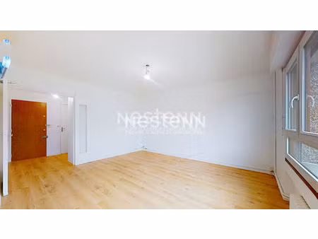 a louer à longjumeau  appartement de 4 pièces avec 3 chambres  loggia et box en sous-sol