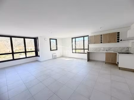 appartement t3 avec ascenseur et parking sous terrain