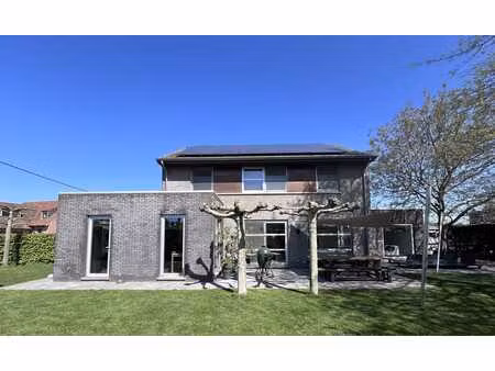 moderne energiezuinige woning met 5 slaapkamers