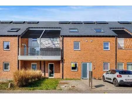 appartement récent de plain-pied avec 2 chambres  jardin et