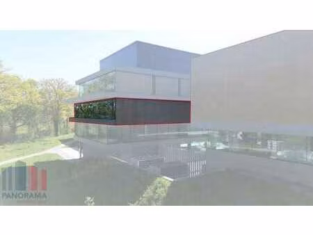 762 m² high-end kantoren op toplocatie langs de e40 te oo...