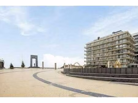 restaurant prêt à emménager avec terrasse sur le zeedijk à l