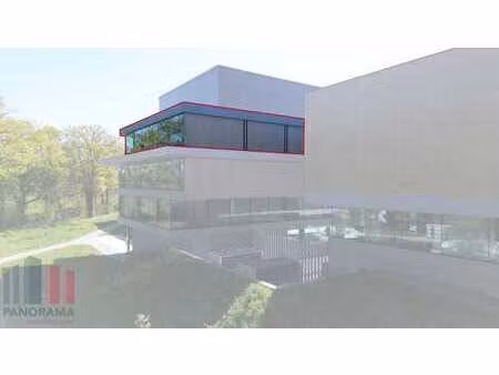 595 m² high-end kantoren op toplocatie langs de e40 te oo...