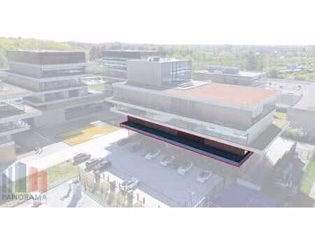 619 m² high-end kantoren op toplocatie langs de e40 te oo...