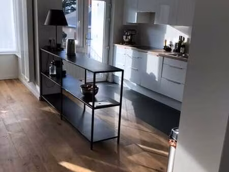 superbe app 2 chambres avec 2 terasses et jardin