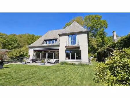 ravissante maison 3 chambres meublé avec beau jardin