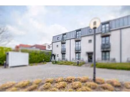 immeuble d'appartements de petite taille comprenant 3 logeme