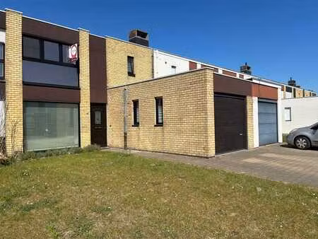 maison moderne de 3 chambres proche du centre d'oostkamp