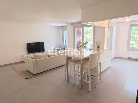 appartement 4 pièces - 93 m²