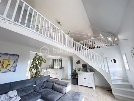 maison contemporaine de 222 70 m² à orleans