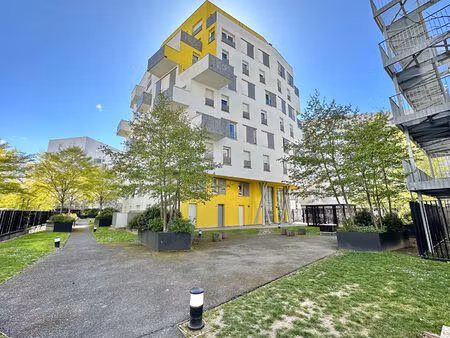 appartement 3 pièces 55 m² à louer évry-courcouronnes 91000 ? | era immobilier