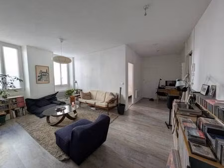 square habitat valence