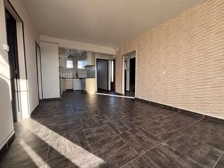 quartier beaujardin - t4 avec balcon  garage & ascenseur