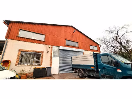 local / entrepot 660m² terrain ( local 469m²) houilles