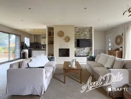 maison 5 pièces de 118m2