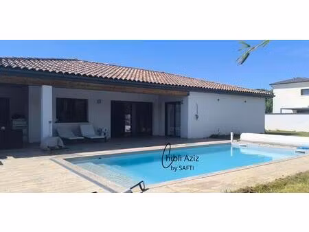 maison 2018 plain-pied avec piscine et terrasse!!