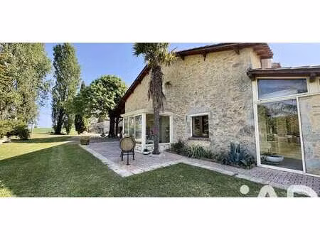 propriété avec piscine saint-méard-de-gurçon (24)