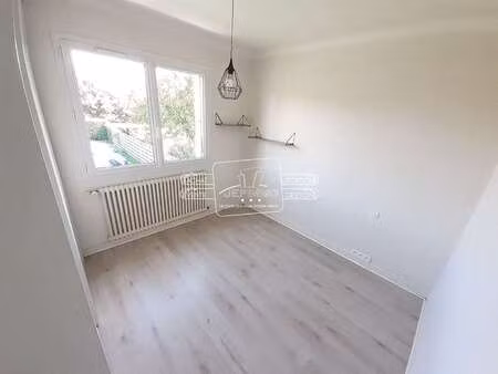 location appartement chambre colocation à sainte-luce-sur-loire (44980) : à louer chambre 