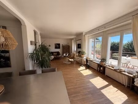 maison de luxe de 4 chambres en vente à saint-flour  france