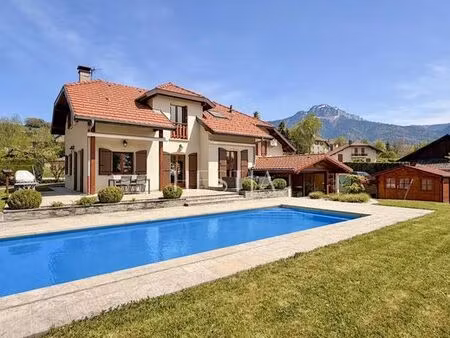maison de 6 pièces de luxe en vente à les ollières  france