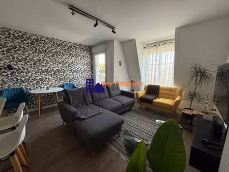 3 pieces dernier etage avec balcon