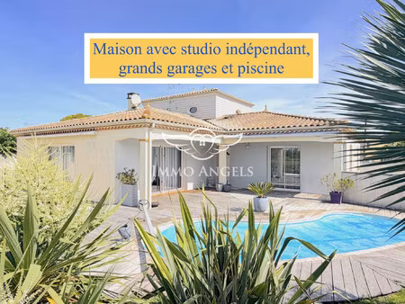 maison avec studio indépendant