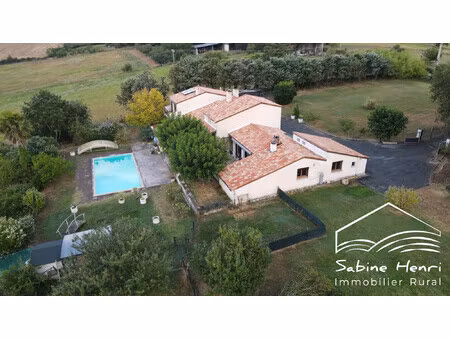 maison avec 1 gîte sur plus de 1 4 ha de terrain