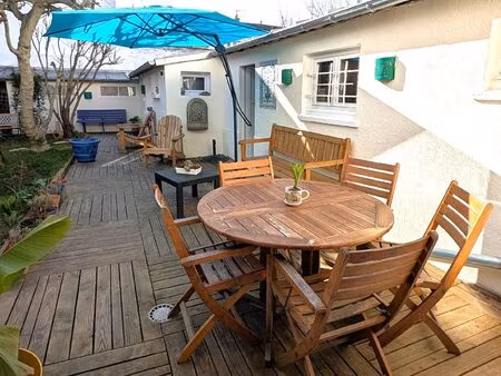 maison 4/5 pièces de charme avec jardin et dépendances