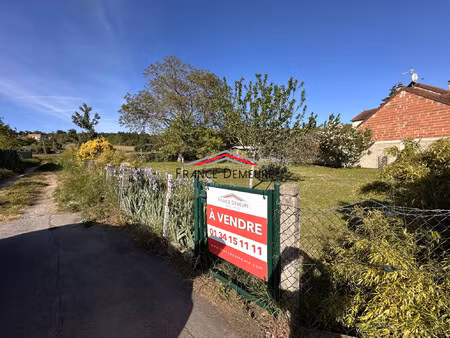 exclusivité — terrain à bâtir 704 m² — cormeilles-en-par