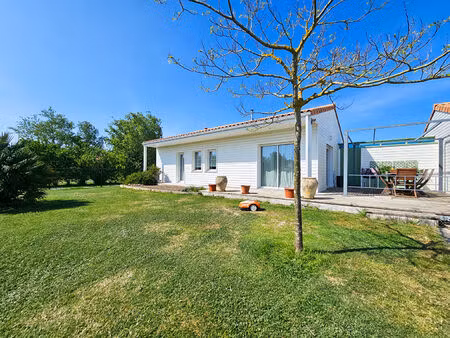 maison individuelle 3 pièces 2 chambres - proche bourg de saint jean