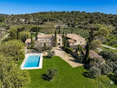 vente maison de luxe gordes 15 pièces 625 m² <meta name="description" content="à seulement