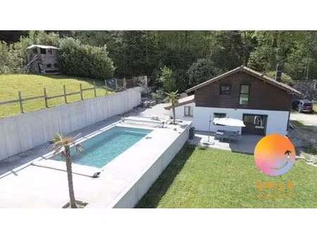 maison de 4 pièces de luxe en vente à saint-pierre-en-faucigny  auvergne-rhône-alpes