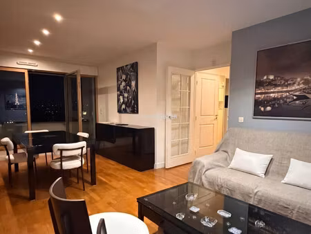 charmant t3 vu tour eiffel