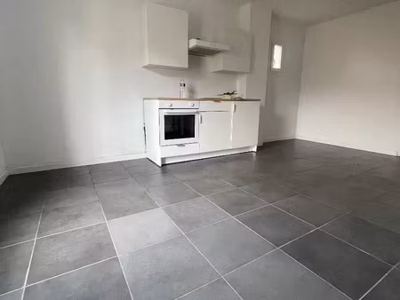 appartement à louer 1 pièce 39 m² - vénissieux (69) - 750€